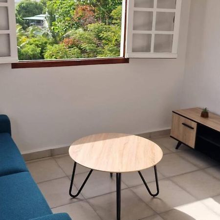 Joli T2 En Bas De Villa Vue Jardin Et Mer Вю-Абитан Екстериор снимка